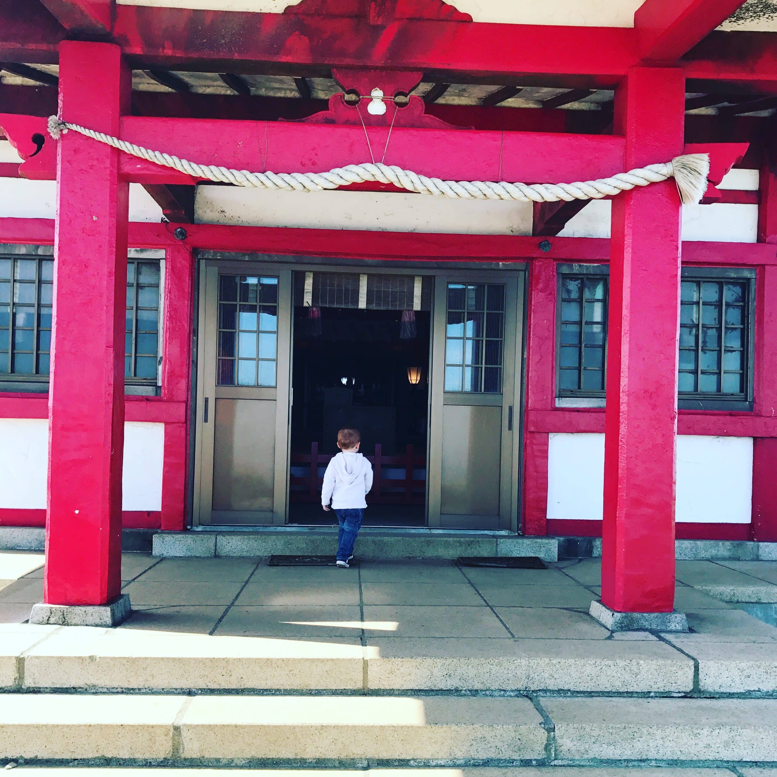 hakone shrine - Japan with Kids