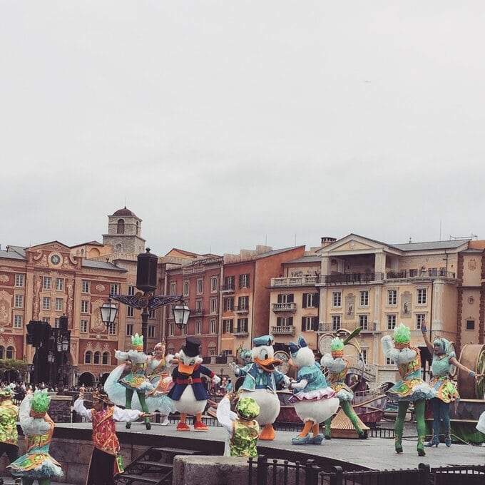 Live show at Disneysea Donald Duck