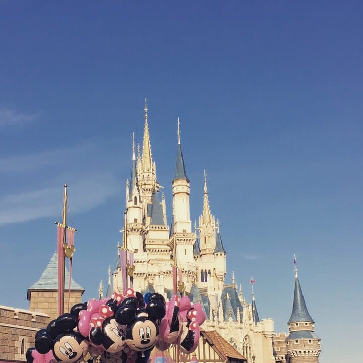 Tokyo Disneyland giant Mickey balloons