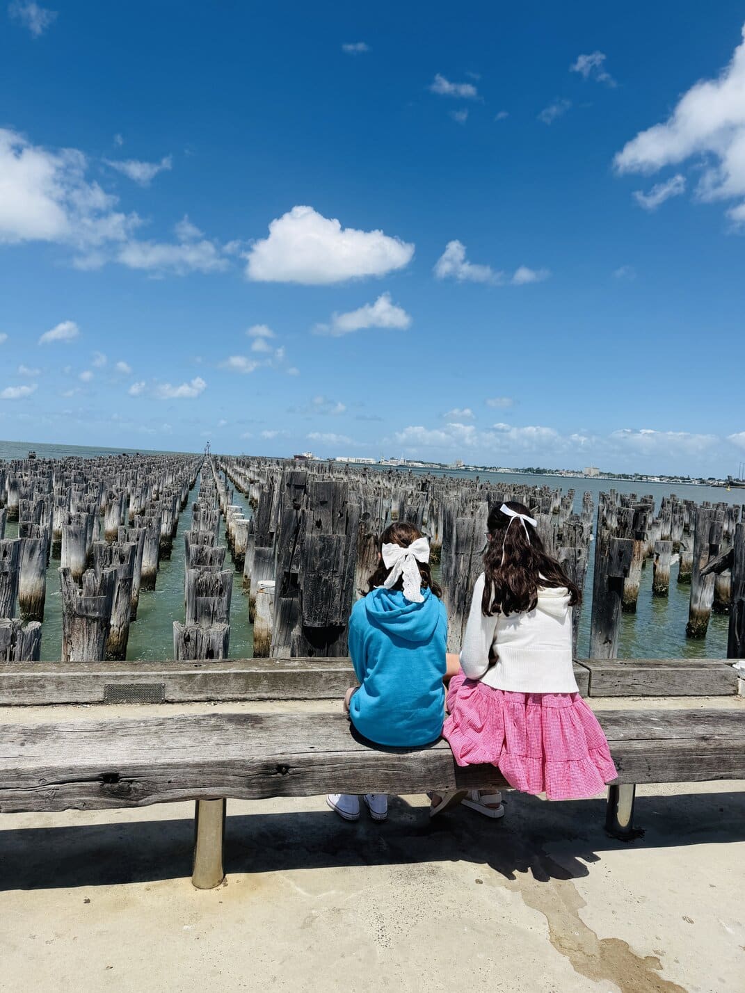 OTHER COUNTRIES: WHERE TO EAT IN PORT MELBOURNE WITH KIDS?